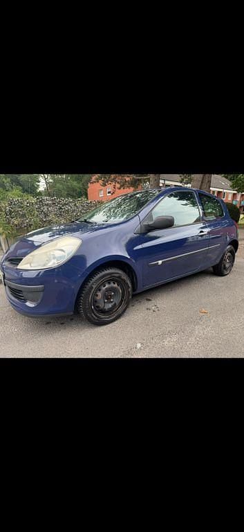 Gebraucht Renault Clio II Exception 75 PS (55 kW) 2007 Blau Limousine