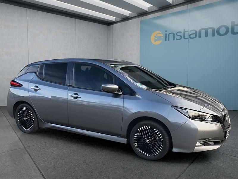 Gebraucht Nissan Leaf Tekna 110 kW (150 PS) 2023 Grau Kleinwagen