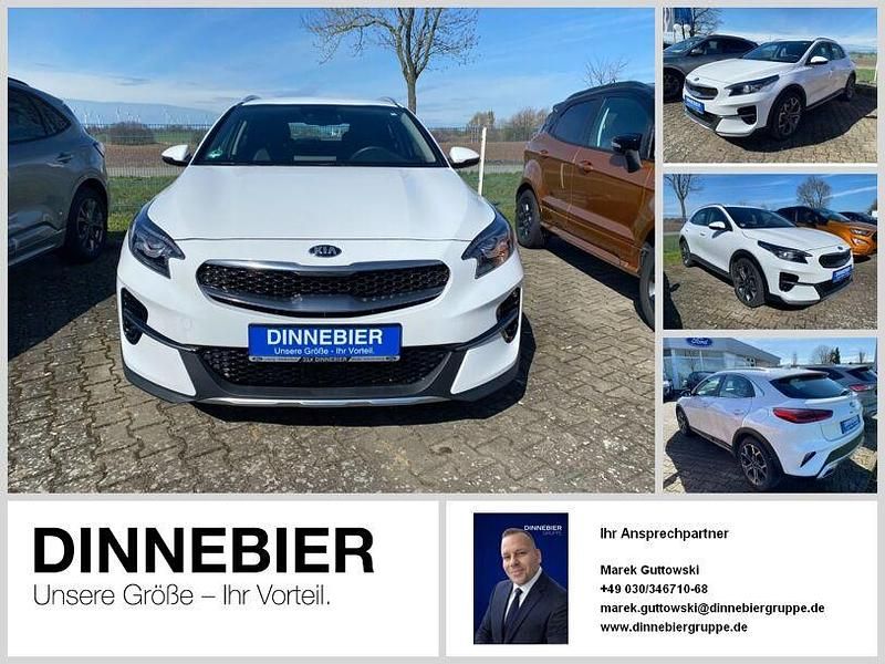 Weiß Gebraucht 2021 Kia XCeed Spirit SUV | 20.659 € (Fairer Preis) - Bild 1/4