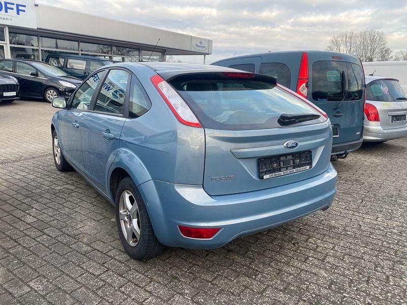 Gebraucht Ford Focus Style 101 PS (74 kW) 2009 Blau Limousine