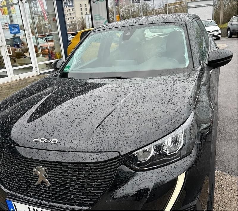 Schwarz Gebraucht 2021 Peugeot 2008 SUV | 16.000 € (Guter Preis) - Bild 1/4