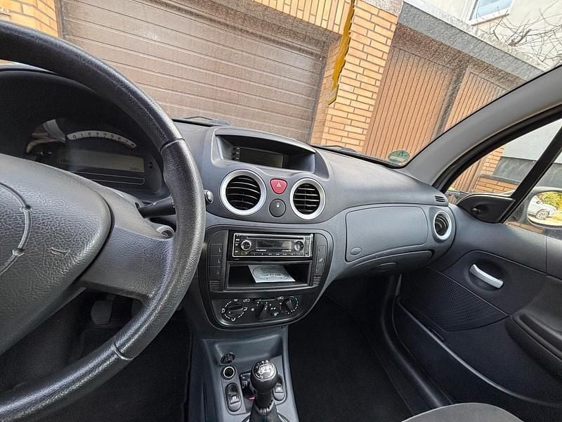 Gebraucht Citroën C3 60 PS (44 kW) 2009 Silber Kleinwagen