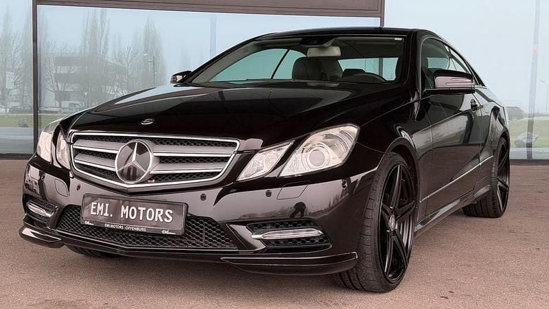 Gebraucht Mercedes E350 AMG line 306 PS (225 kW) 2013 Schwarz Coupé