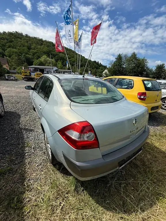 Gebraucht Renault Mégane II Privilege 113 PS (83 kW) 2004 Grau Limousine
