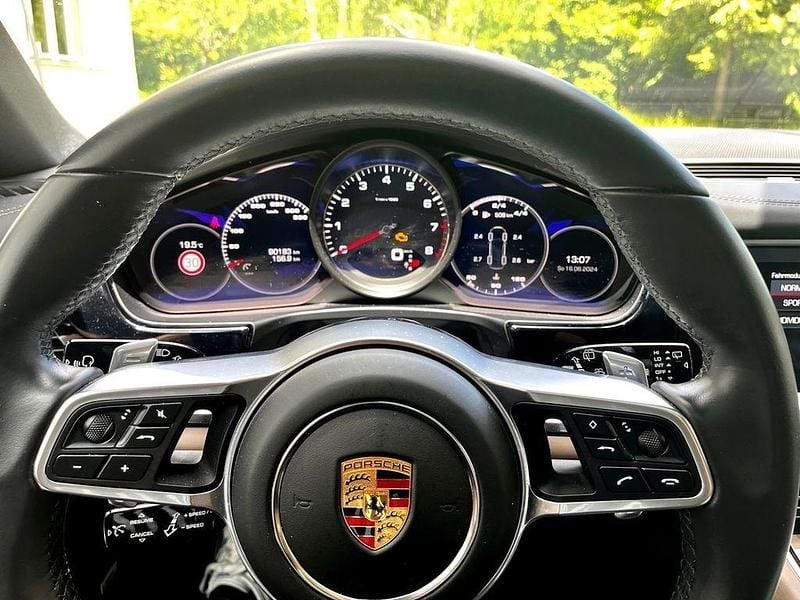 Gebraucht Porsche Panamera 4S Sport Turismo 441 PS (324 kW) 2018 Grau Limousine