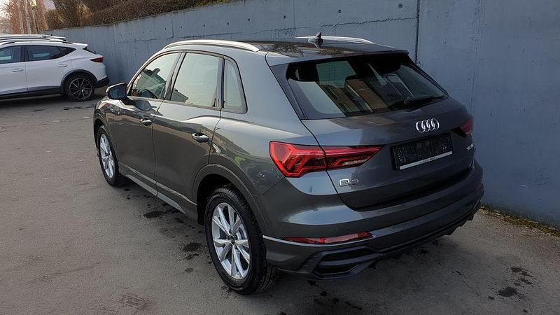 Gebraucht Audi Q3 S-Line 150 PS (110 kW) 2022 Grau SUV