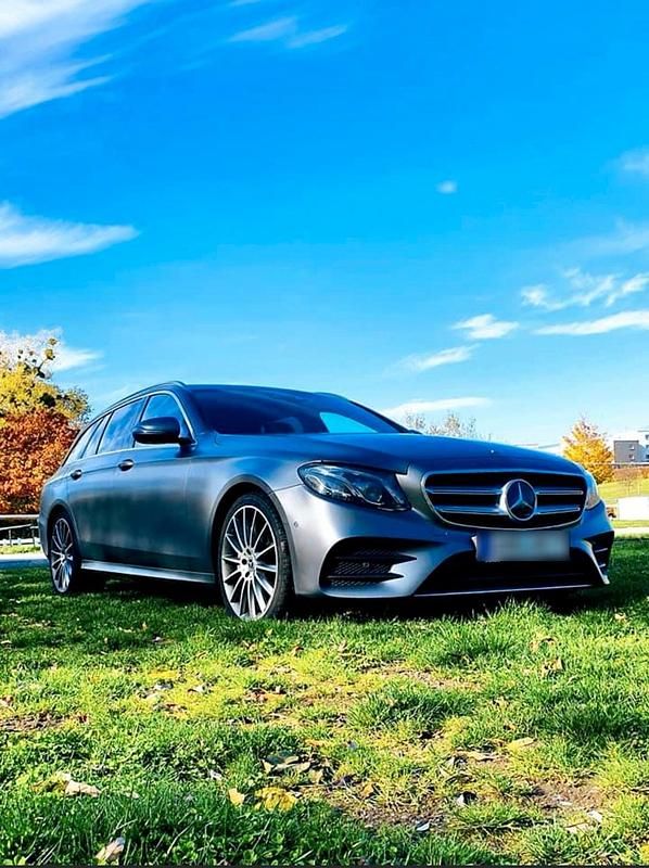 Gebraucht Mercedes E350 AMG 258 PS (189 kW) 2017 Grau Kombi
