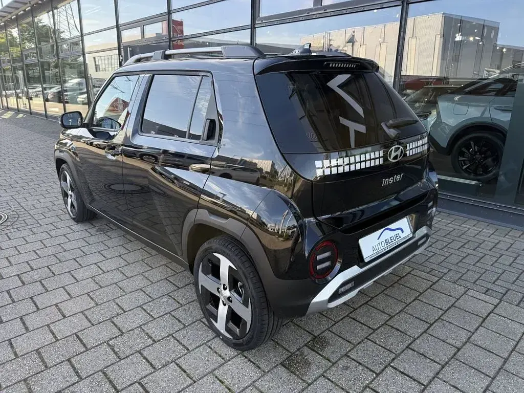 Neu Hyundai Inster 85 kW (116 PS) 2026 Schwarz Kleinwagen