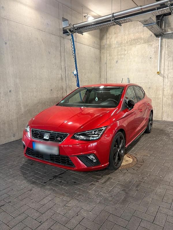 Rot Gebraucht 2020 Seat Ibiza FR Kleinwagen | 13.000 € (Guter Preis) - Bild 1/4
