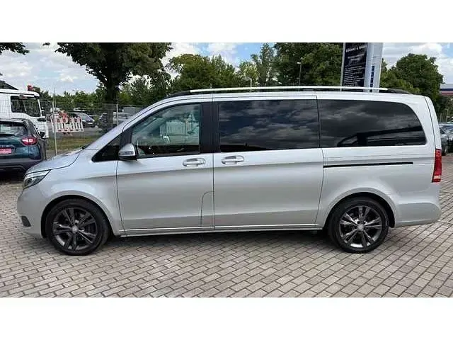 Gebraucht Mercedes V220 Edition 163 PS (119 kW) 2018 Van / Kleinbus