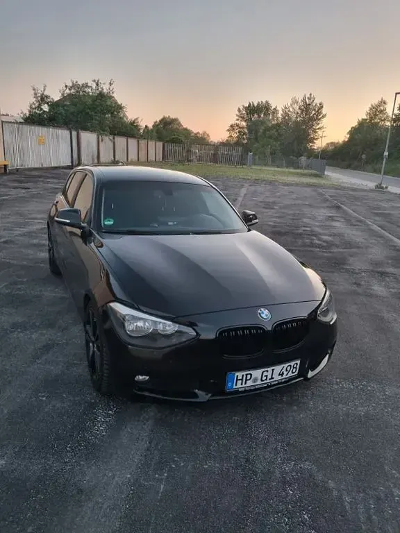 Gebraucht BMW 116 136 PS (100 kW) 2013 Schwarz Kleinwagen