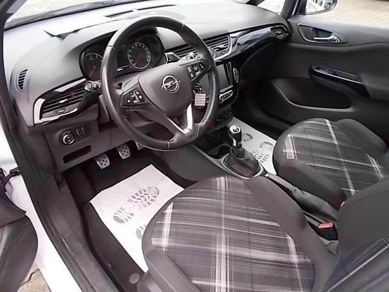 Gebraucht Opel Corsa Design Edition 90 PS (66 kW) 2019 Schneeweiss / dach schwarz Limousine