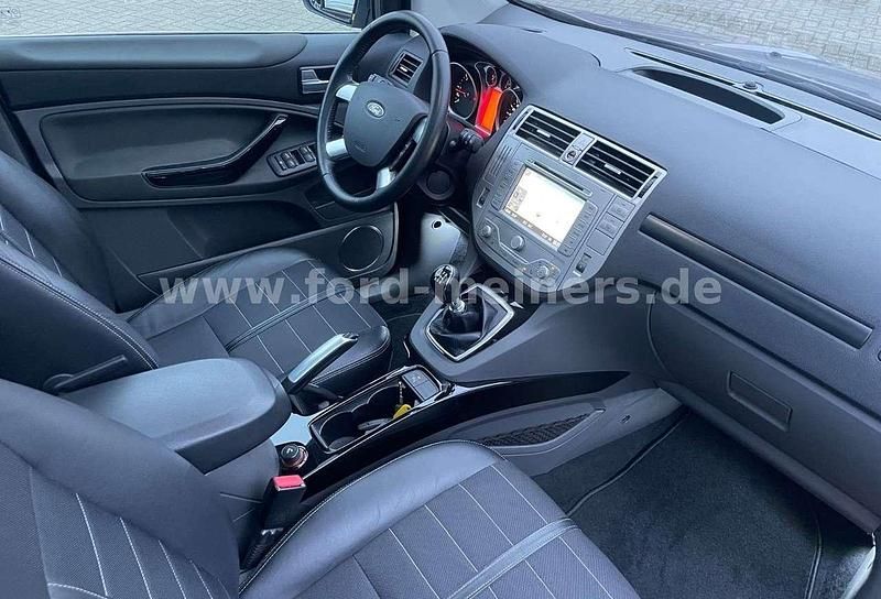 Gebraucht Ford Kuga S 140 PS (102 kW) 2012 Braun SUV
