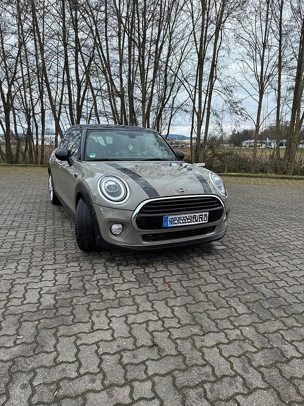 Gebraucht Mini Cooper 136 PS (100 kW) 2019 Beige Kleinwagen