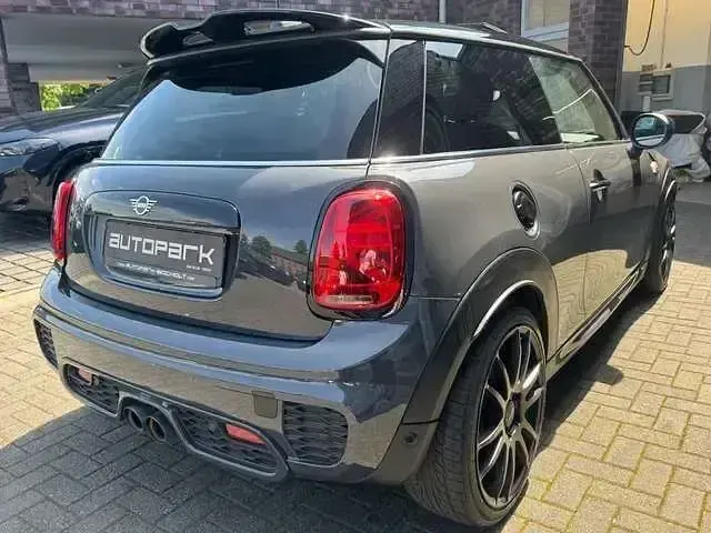 Gebraucht Mini John Cooper Works Chili 231 PS (169 kW) 2020 Grau Kleinwagen