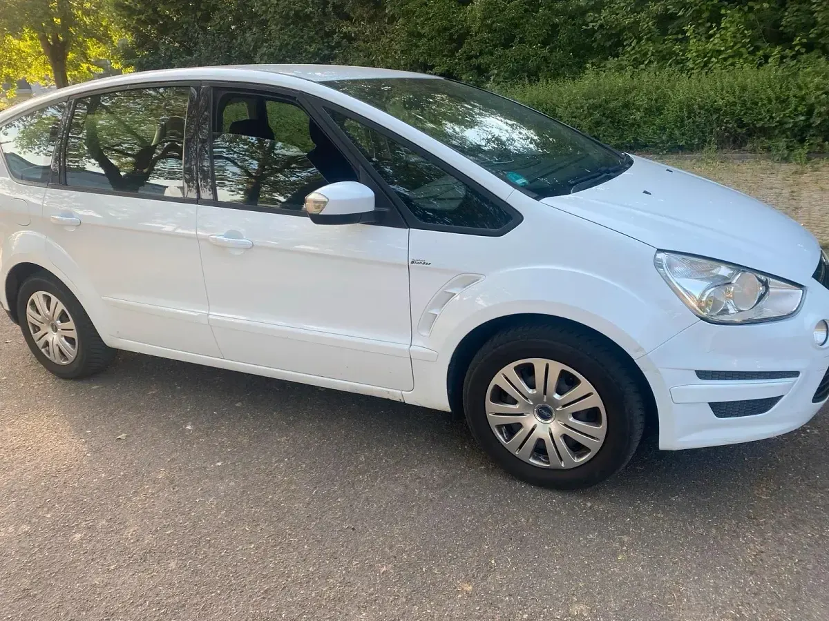 Gebraucht Ford C-MAX S 2011 Weiß Van / Kleinbus