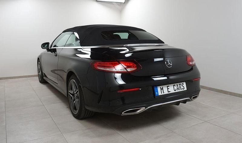 Gebraucht Mercedes C200 AMG 184 PS (135 kW) 2019 Schwarz Cabrio