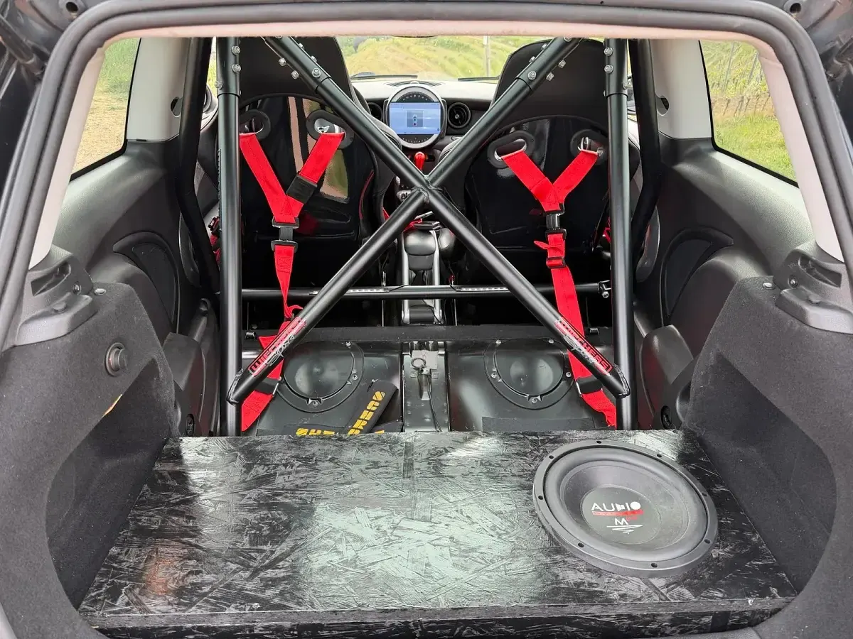 Second-hand Mini Cooper S 279 CP (205 kW) 2007 Negru Hatchback
