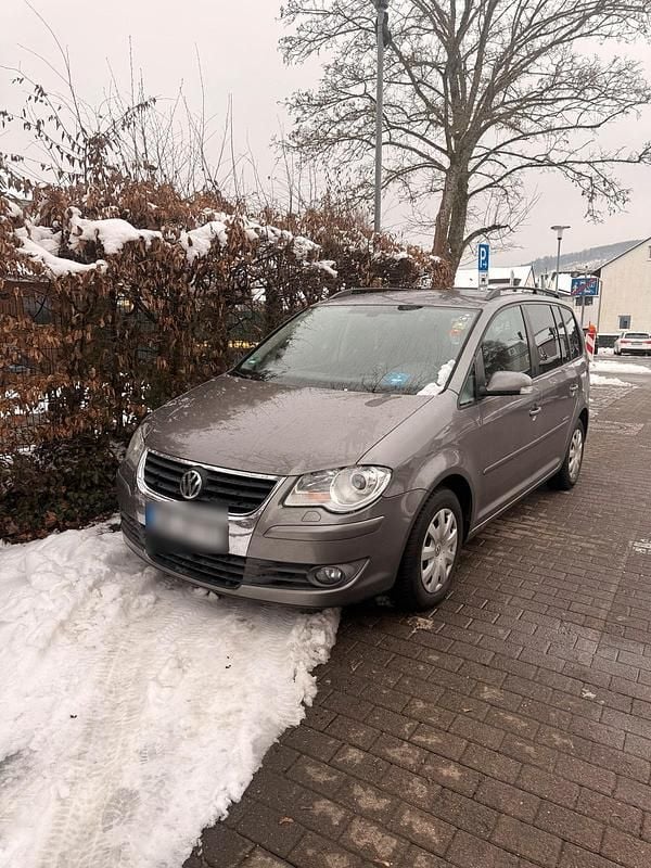 Gebraucht VW Touran 140 PS (102 kW) 2008 Grau Van / Kleinbus