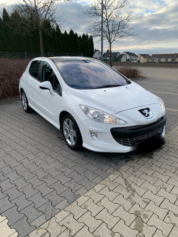 Weiß Gebraucht 2009 Peugeot 308 Sport Limousine | 4.199 € (Teuer) - Bild 1/4