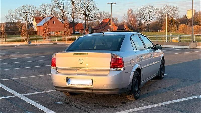 Gebraucht Opel Vectra 147 PS (108 kW) 2003 Silber Limousine