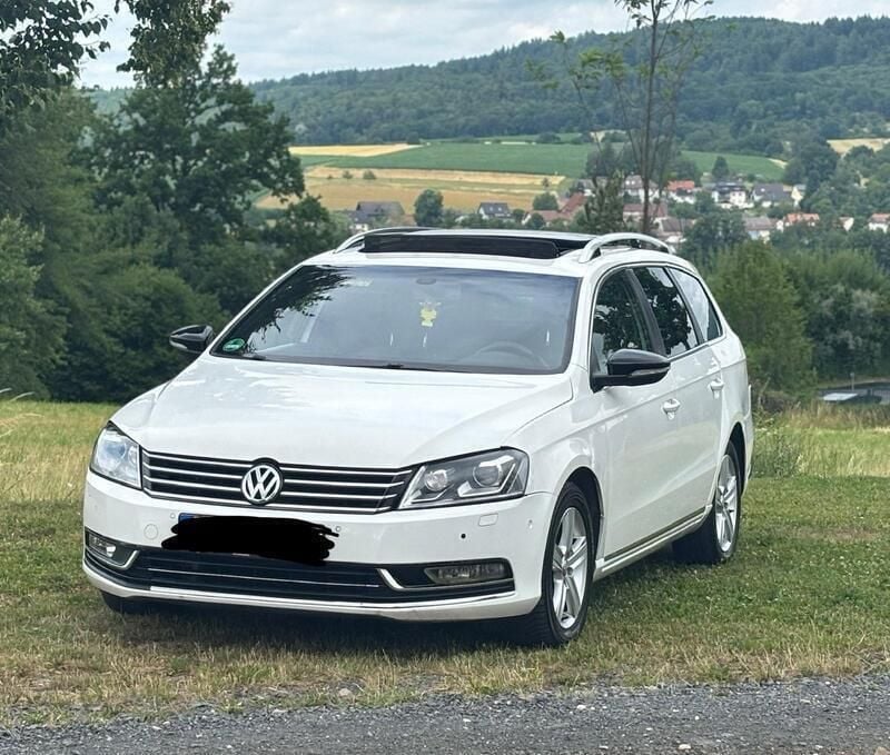 Weiß Gebraucht 2014 VW Passat Edition Kombi | 7.200 € (Superpreis) - Bild 1/4