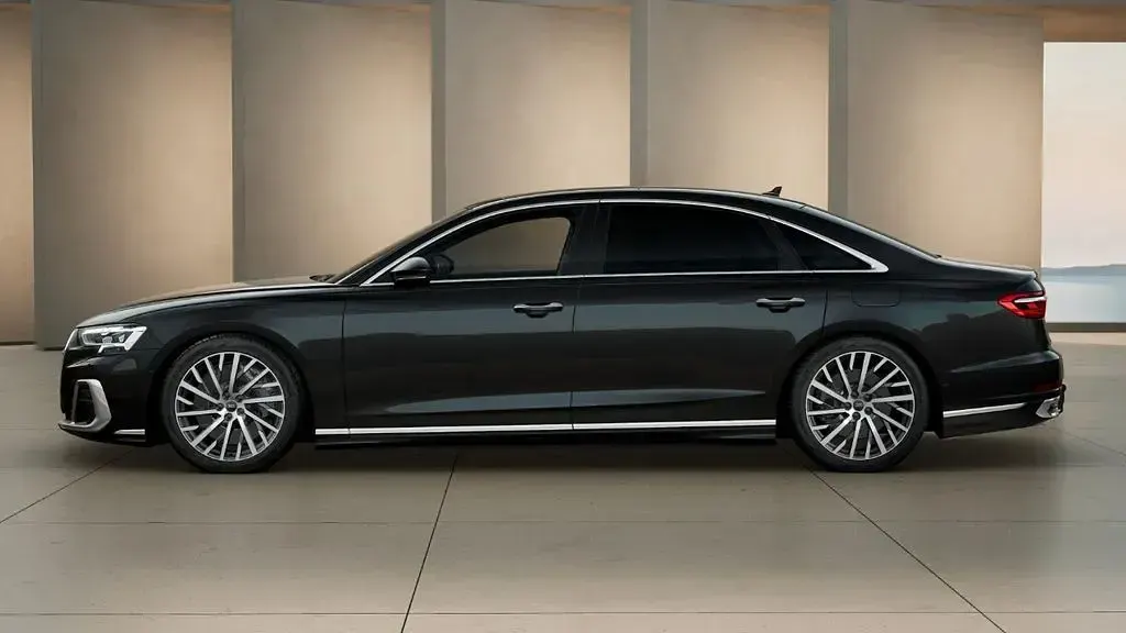 Gebraucht Audi A8L Ambiente 462 PS (339 kW) 2024 Mythosschwarz Limousine