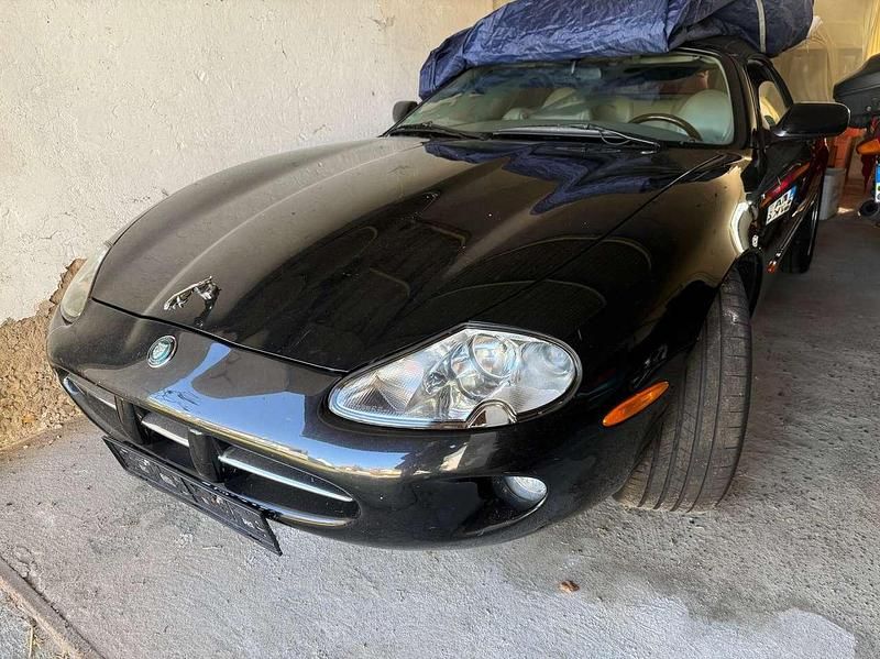 Gebraucht Jaguar XK8 284 PS (208 kW) 2000 Schwarz Cabrio