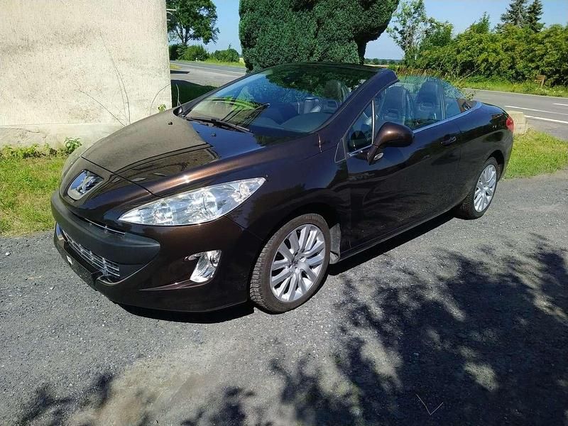 Braun Gebraucht 2009 Peugeot 308 CC Premium Cabrio | 3.900 € (Teuer) - Bild 1/4