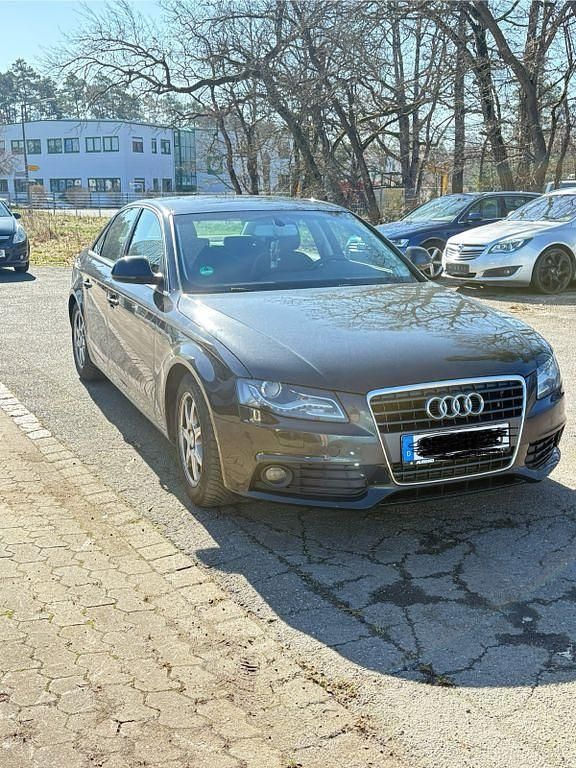 Gebraucht Audi A4 160 PS (117 kW) 2008 Schwarz Limousine
