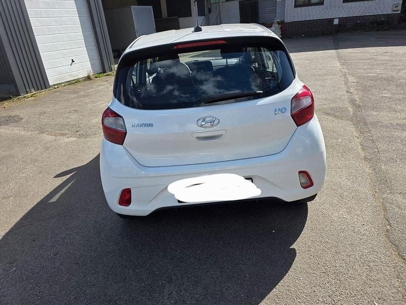 Gebraucht Hyundai i10 Select 67 PS (49 kW) 2020 Weiß Kleinwagen