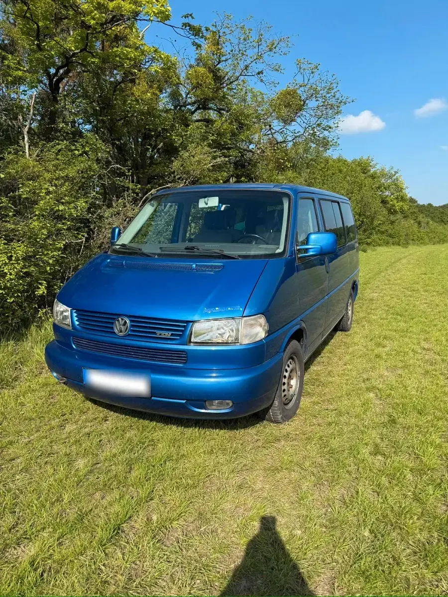 Gebraucht VW Multivan 102 PS (75 kW) 2000 Blau Van / Kleinbus