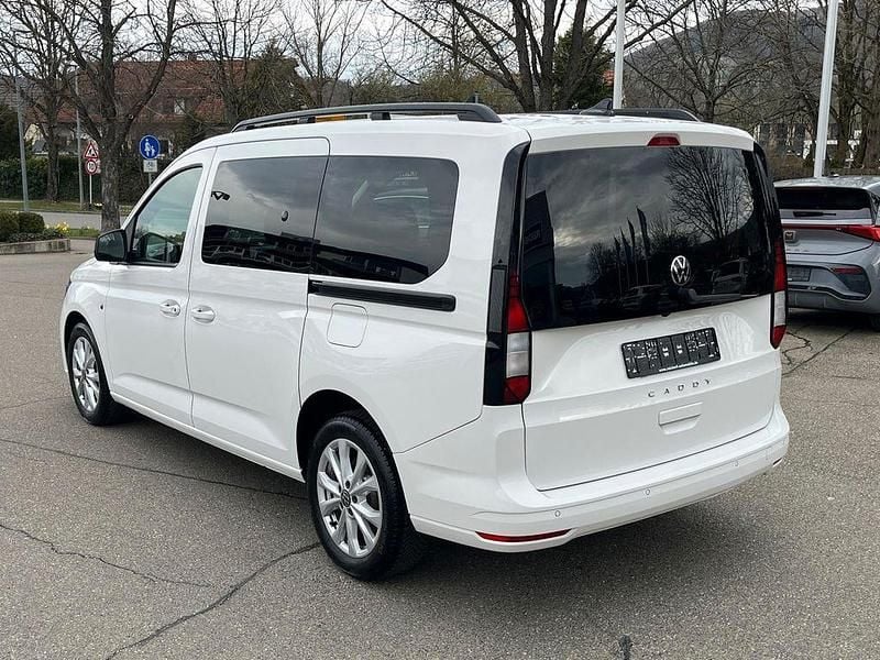 Gebraucht VW Caddy Maxi Dark Label 114 PS (83 kW) 2024 Candyweiss Van / Kleinbus