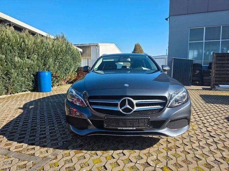Gebraucht Mercedes C250 211 PS (155 kW) 2016 Grau Kombi
