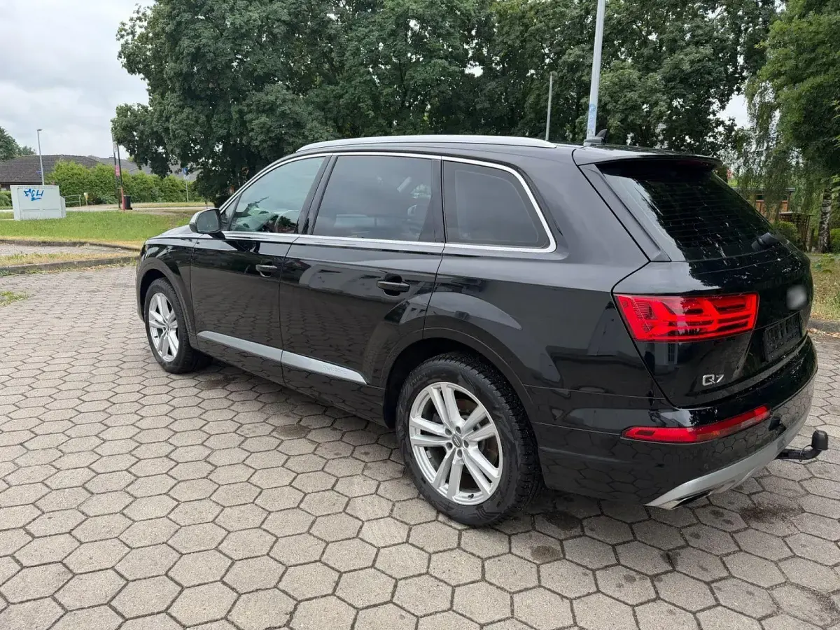 Gebraucht Audi Q7 272 PS (200 kW) 2015 Schwarz SUV