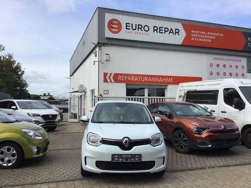 Weiß Gebraucht 2022 Renault Twingo LIMITED Kleinwagen | 7.500 € (Superpreis) - Bild 1/4