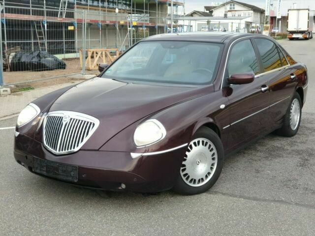 Lancia thesis 3.2 v6 image