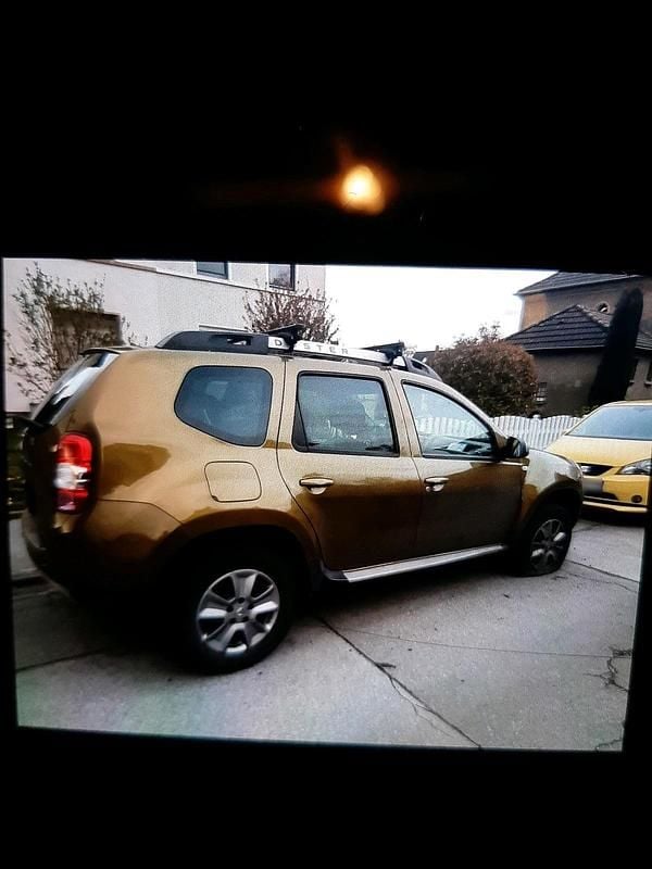 Gebraucht Dacia Duster 101 PS (74 kW) 2016 Andere farben SUV