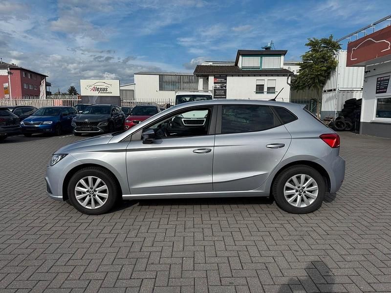 Silber Gebraucht 2021 Seat Ibiza Style Kleinwagen | 13.900 € (Fairer Preis) - Bild 1/4