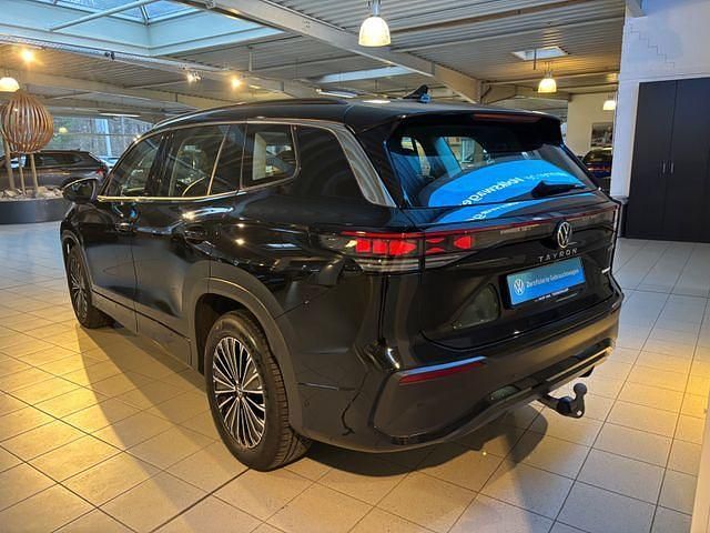 Gebraucht VW Tayron 150 PS (110 kW) 2025 Grenadilschwarz (metallic) SUV