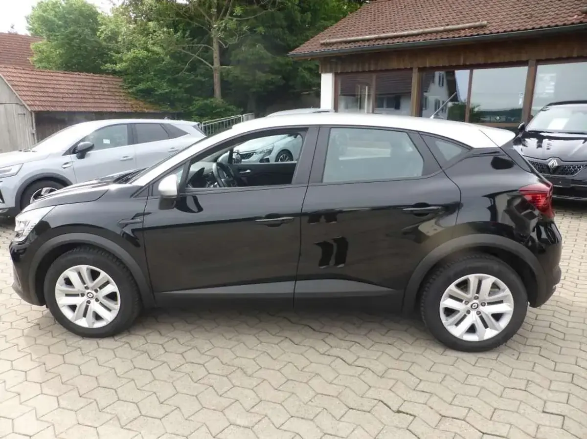 Gebraucht Renault Captur Zen 140 PS (102 kW) 2022 Schwarz gng + grau kqa SUV