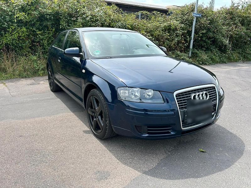 Blau Gebraucht 2006 Audi A3 Kleinwagen | 3.000 € (Fairer Preis) - Bild 1/4