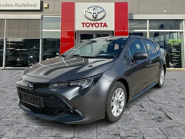 Gebraucht Toyota Corolla Business Edition 140 PS (102 kW) 2025 Grau Kombi