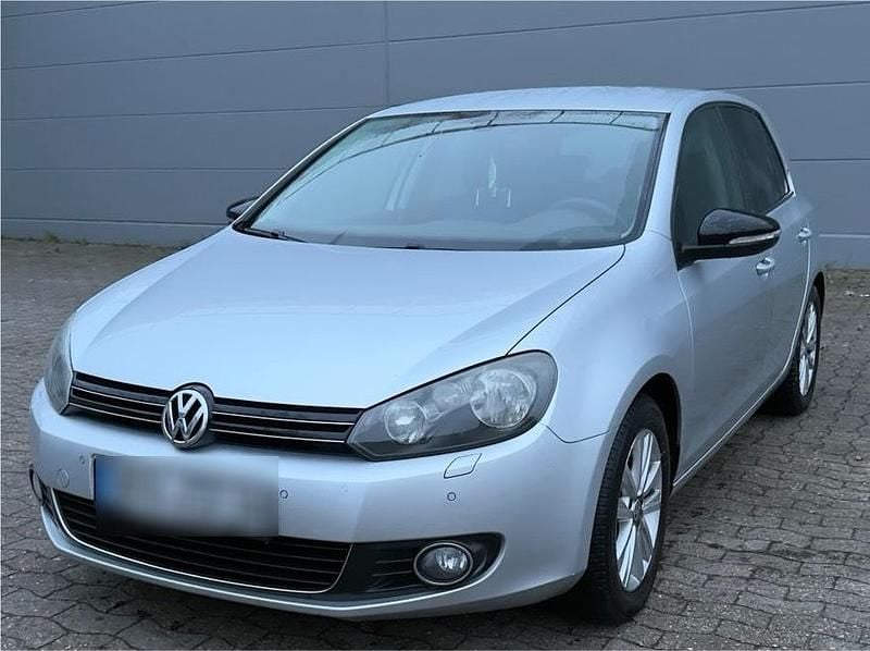 Gebraucht VW Golf VI Style 85 PS (62 kW) 2012 Silber Kleinwagen