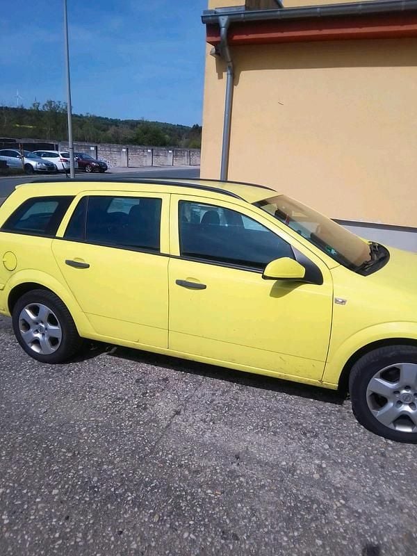 Gebraucht Opel Astra 2008 Gelb Kombi