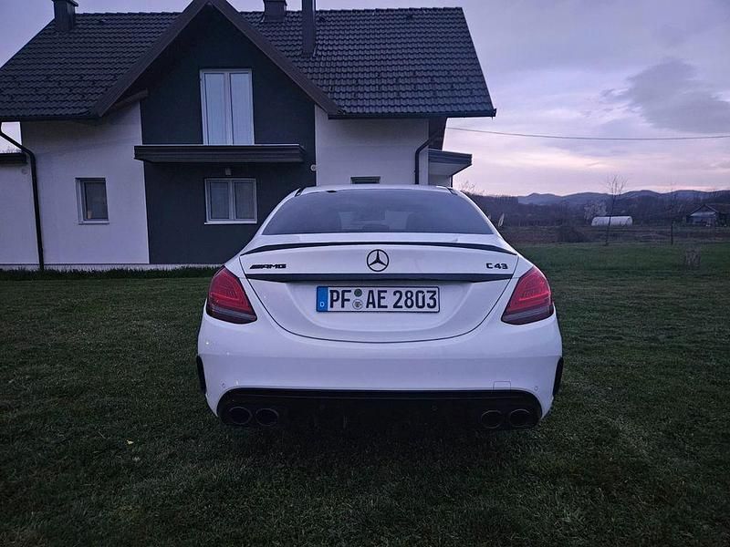Gebraucht Mercedes C43 AMG AMG 390 PS (286 kW) 2021 Weiß Limousine