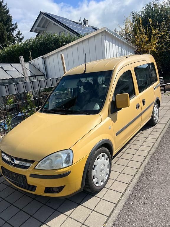 Gebraucht Opel Combo 90 PS (66 kW) 2006 Gelb Van / Kleinbus