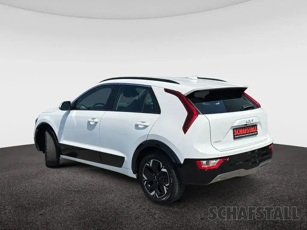 Gebraucht Kia e-Niro Vision 150 kW (204 PS) 2023 Weiss (schneeweiss) SUV