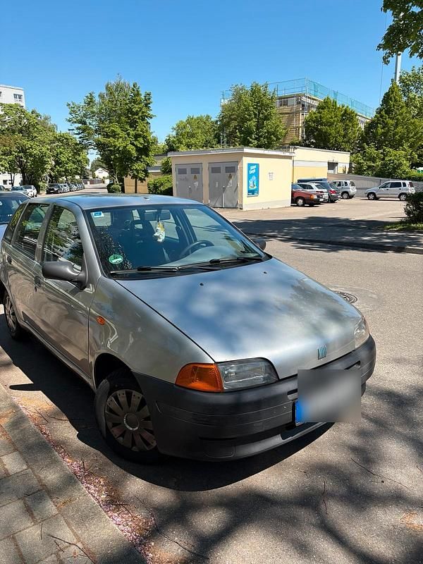 Silber Gebraucht 1995 Fiat Punto S Kleinwagen | 800 € - Bild 1/4