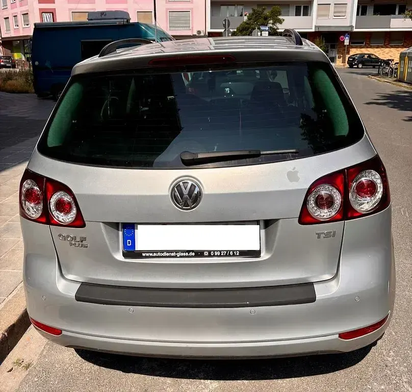 Gebraucht VW Golf Plus Match 105 PS (77 kW) 2012 Silber Van / Kleinbus